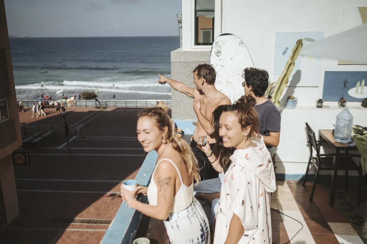 FEEL Surf Camp Las Palmas