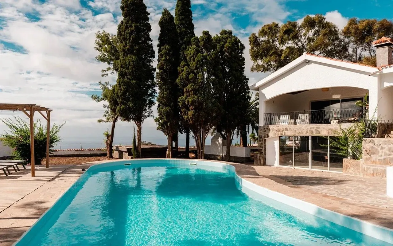 PURE Surfcamps Tenerife